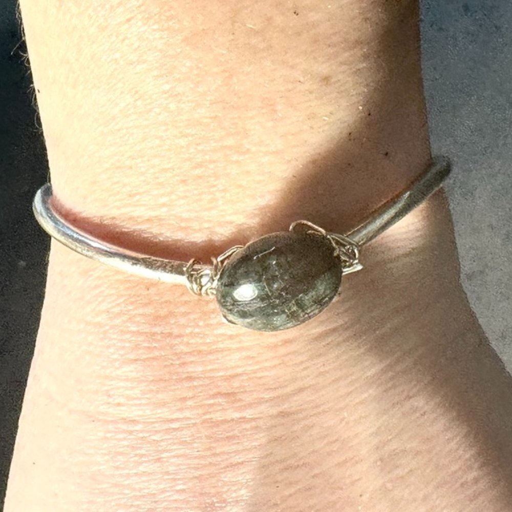 Genuine Untreated Natural Emerald Sterling Silver Bracelet Cuff 925 Handmade